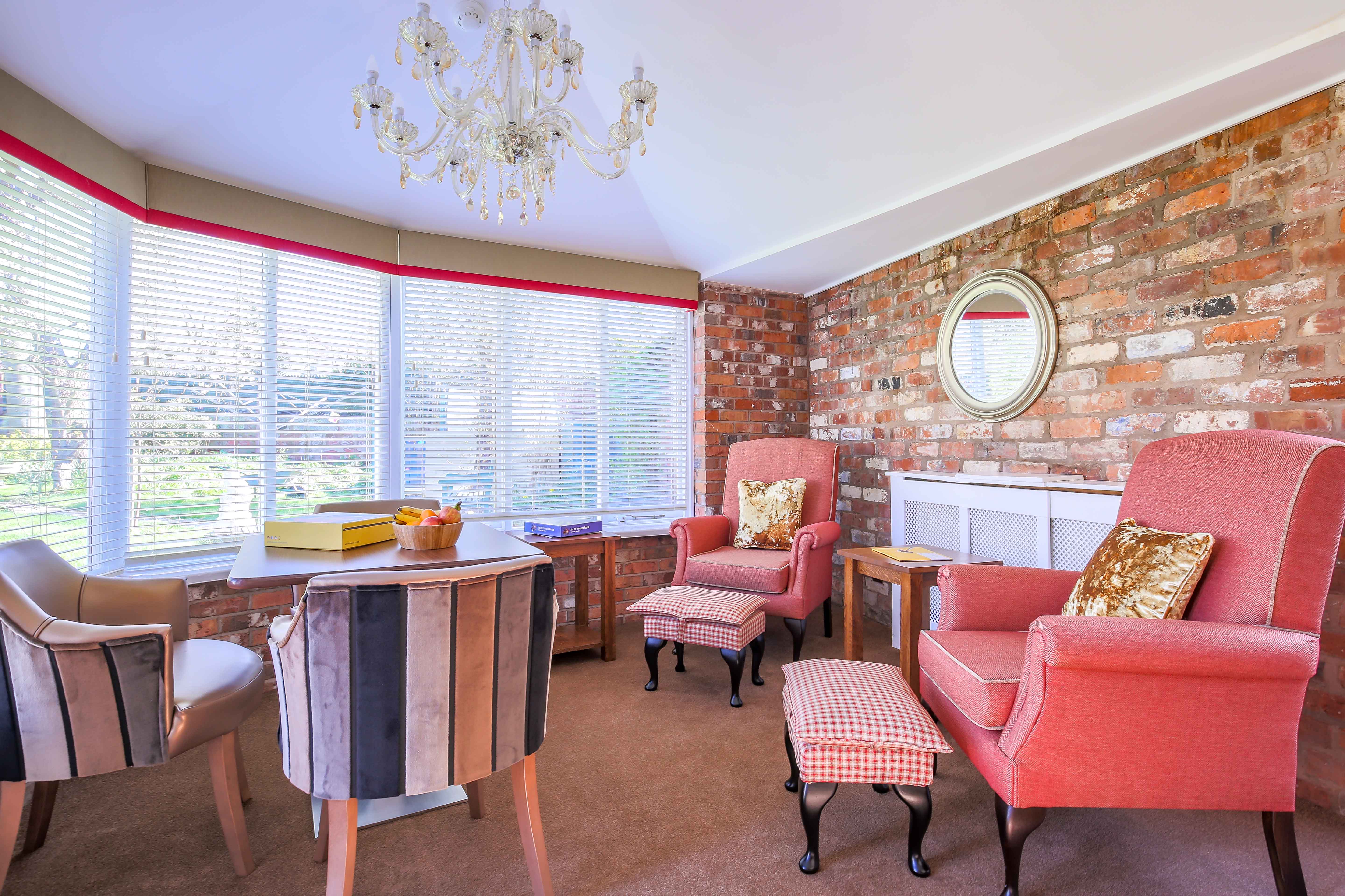 Slider image #3 for The Mount House and Severn View (Barchester)