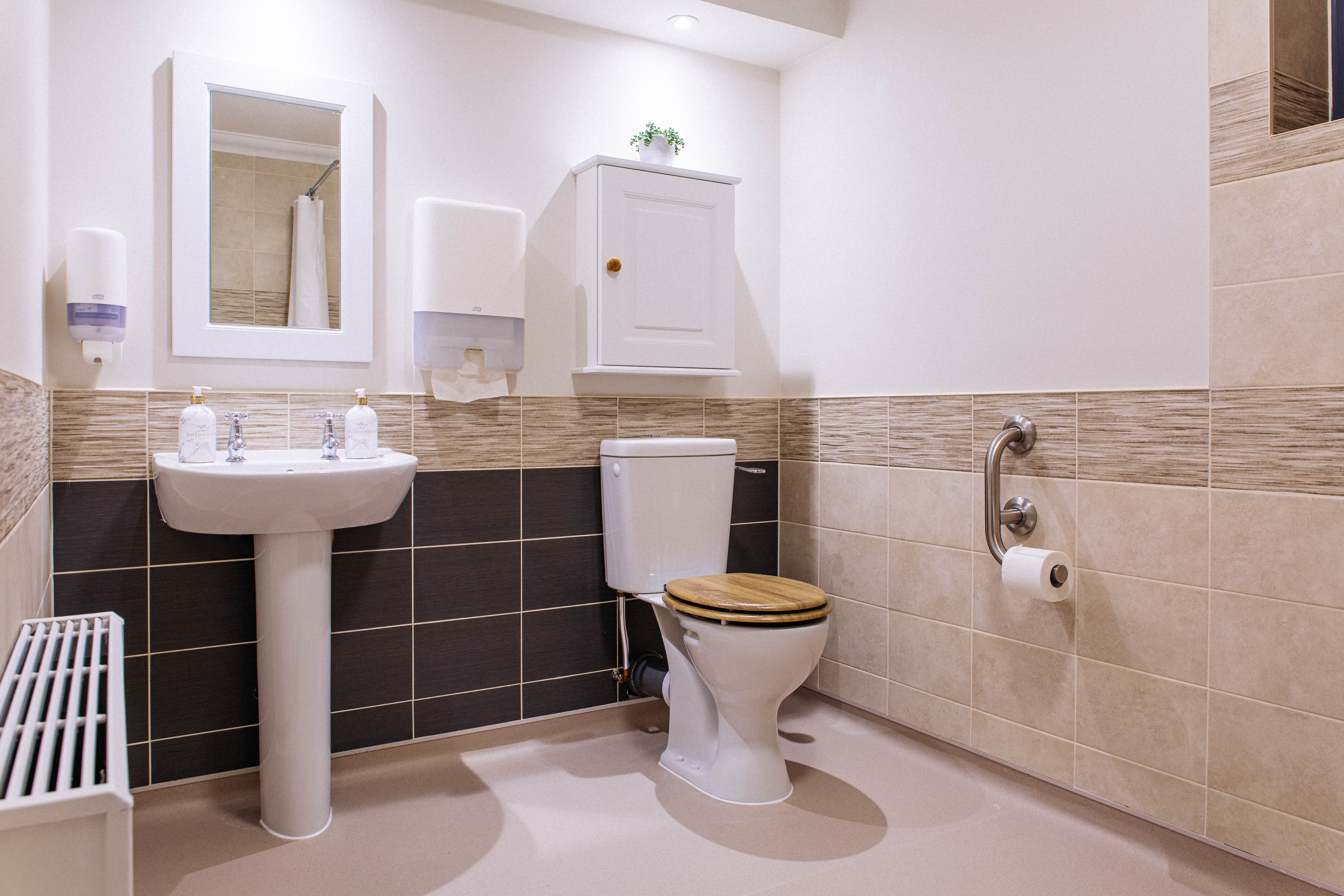 Slider image #4 for Oaklands Care Home (Barchester)