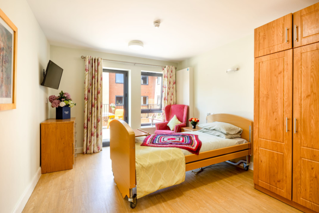 Slider image #3 for Dover House